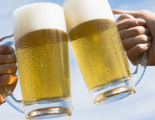 夏季白癜风患者喝啤酒不会导致白癜风复发
